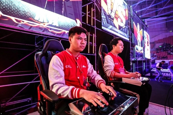 DB真人电竞✅_㊙电竞真人版